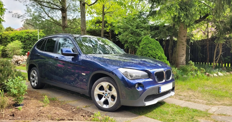 BMW X1 cena 33500 przebieg: 265000, rok produkcji 2011 z Koszalin małe 79